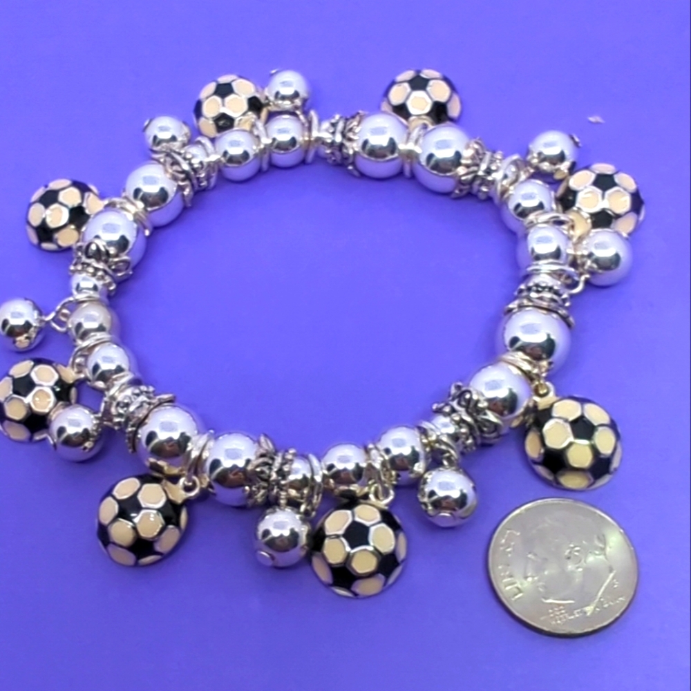 ⚽⚽Soccer BallsbBeaded Bracelet Black/White & Sterling Beads 8 Charms NWT